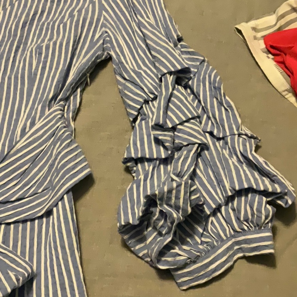 WHBM Blue Striped Women's Top - Picture 5 of 8